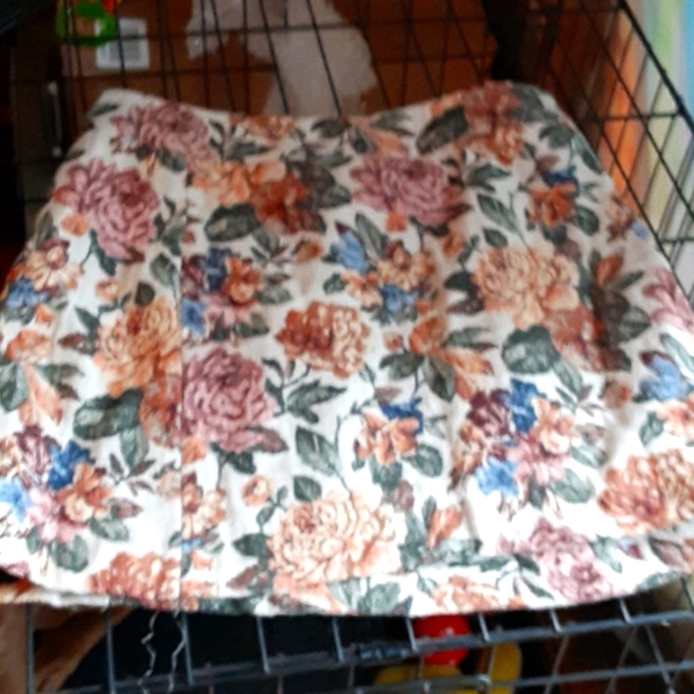 Floral beige Zara short skirt